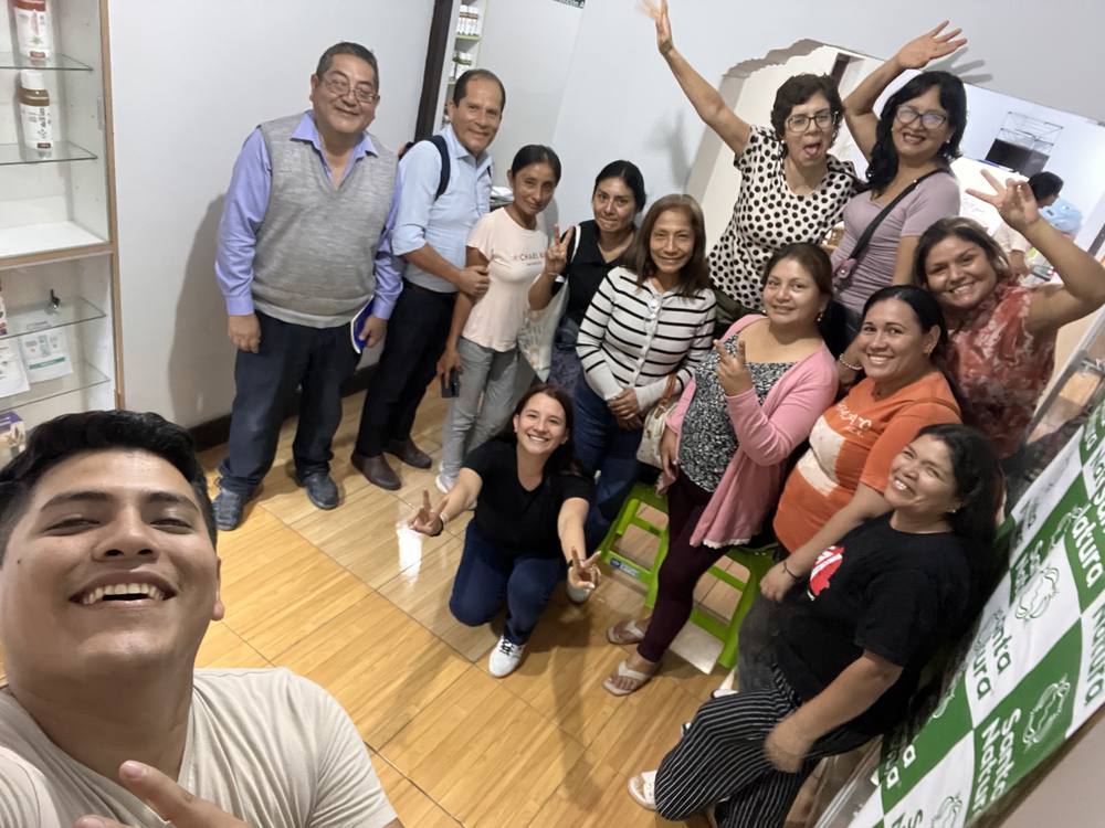 Equipo y comunidad Santa Natura