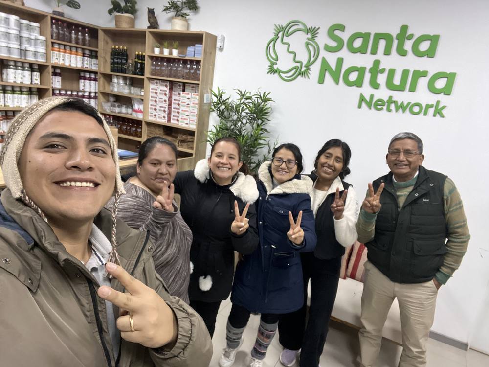Equipo y comunidad Santa Natura