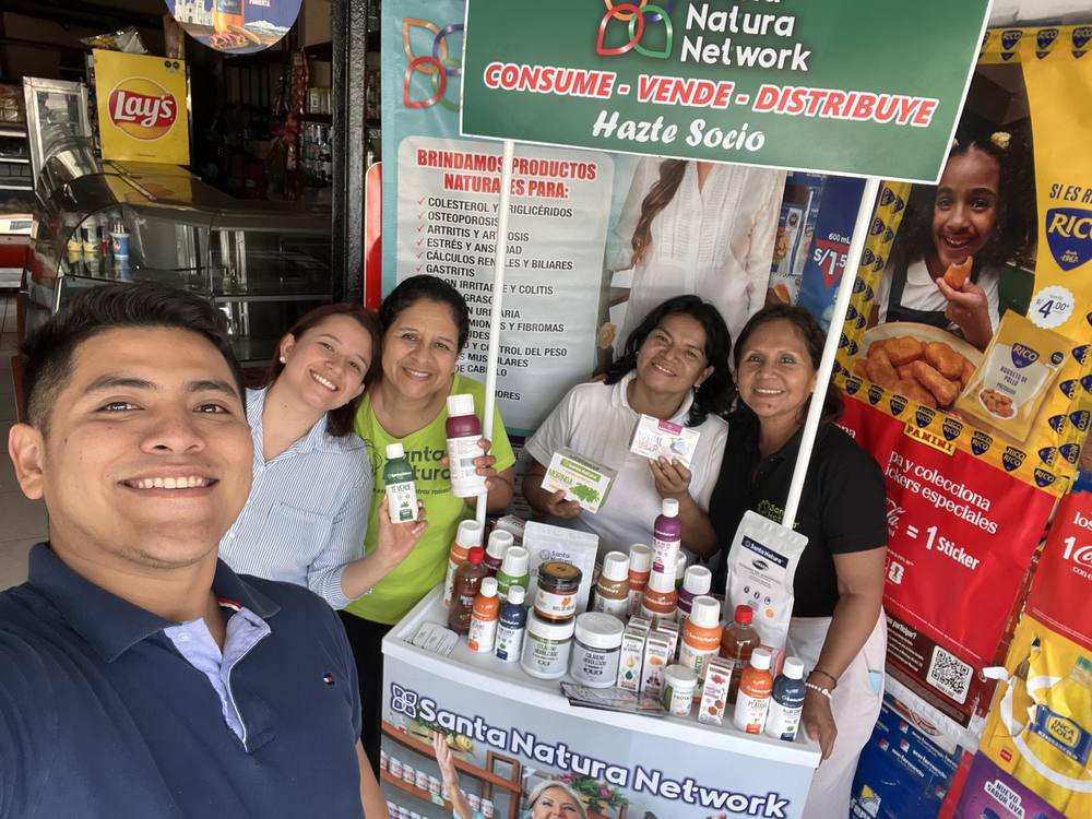 Equipo y comunidad Santa Natura